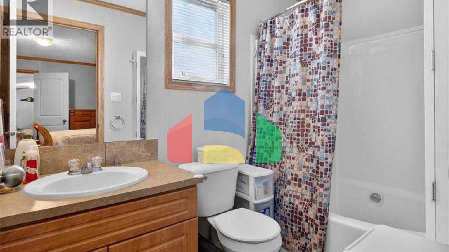 Residential - Single Family Home - Calgary, Canada - Canada