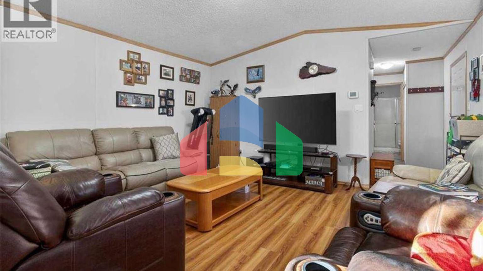 Residential - Single Family Home - Calgary, Canada - Canada