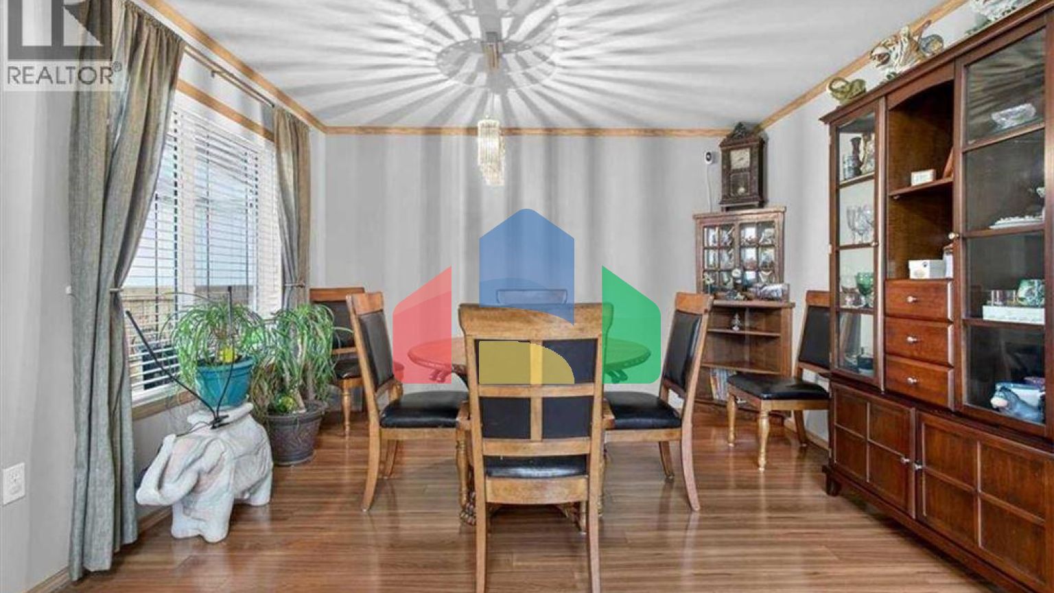 Residential - Single Family Home - Calgary, Canada - Canada