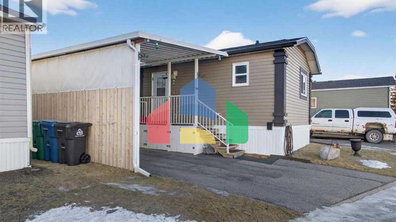 Residential - Single Family Home - Calgary, Canada - Canada