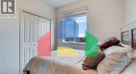 Residential - Single Family Home - Calgary, Canada - Canada