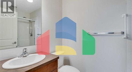 Residential - Single Family Home - Calgary, Canada - Canada