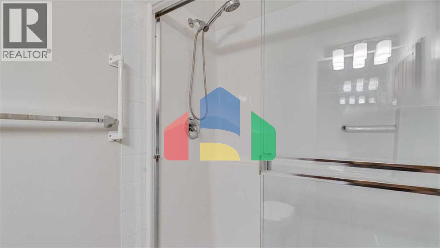 Residential - Single Family Home - Calgary, Canada - Canada