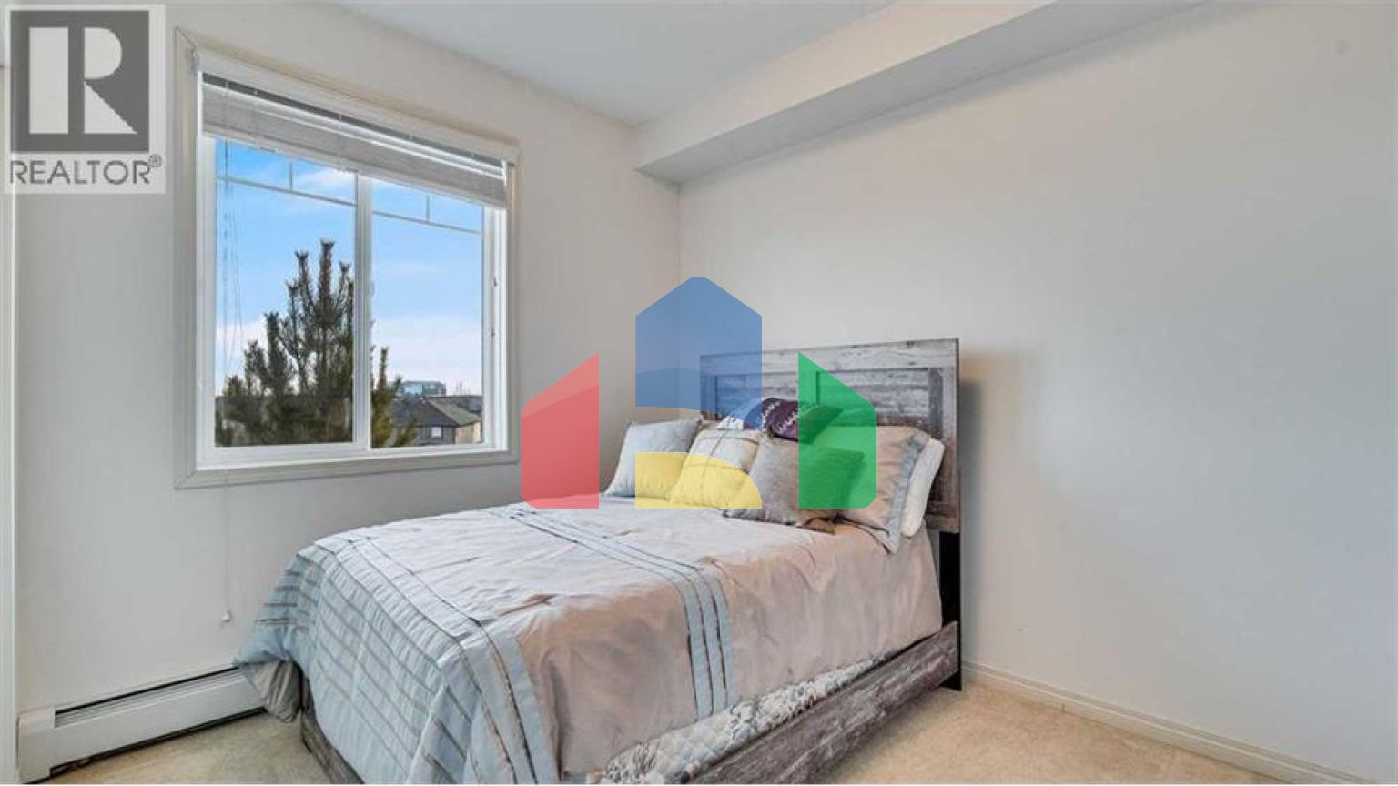 Residential - Single Family Home - Calgary, Canada - Canada