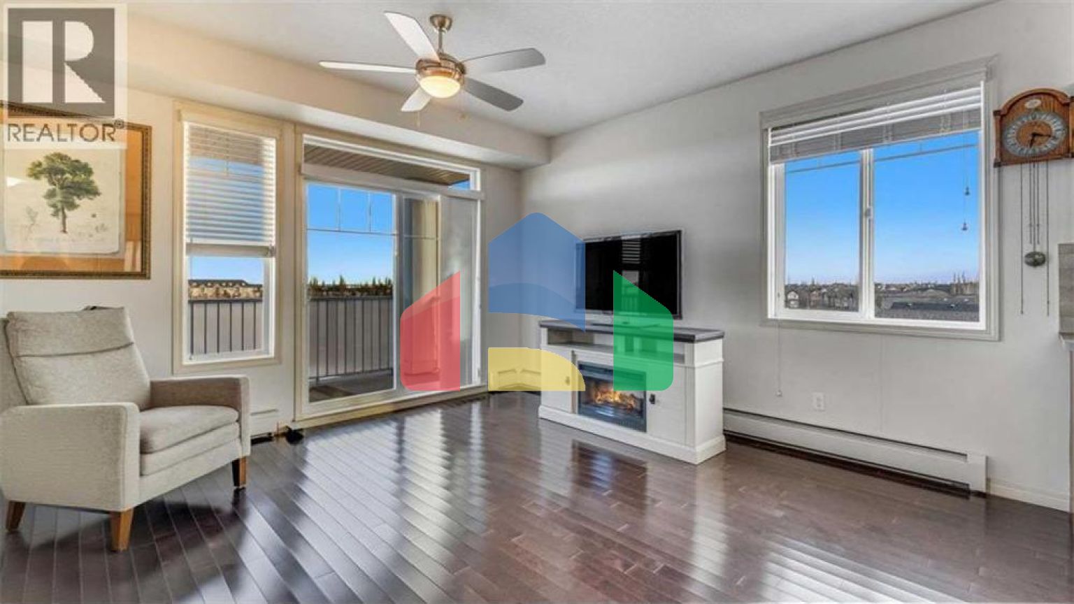 Residential - Single Family Home - Calgary, Canada - Canada