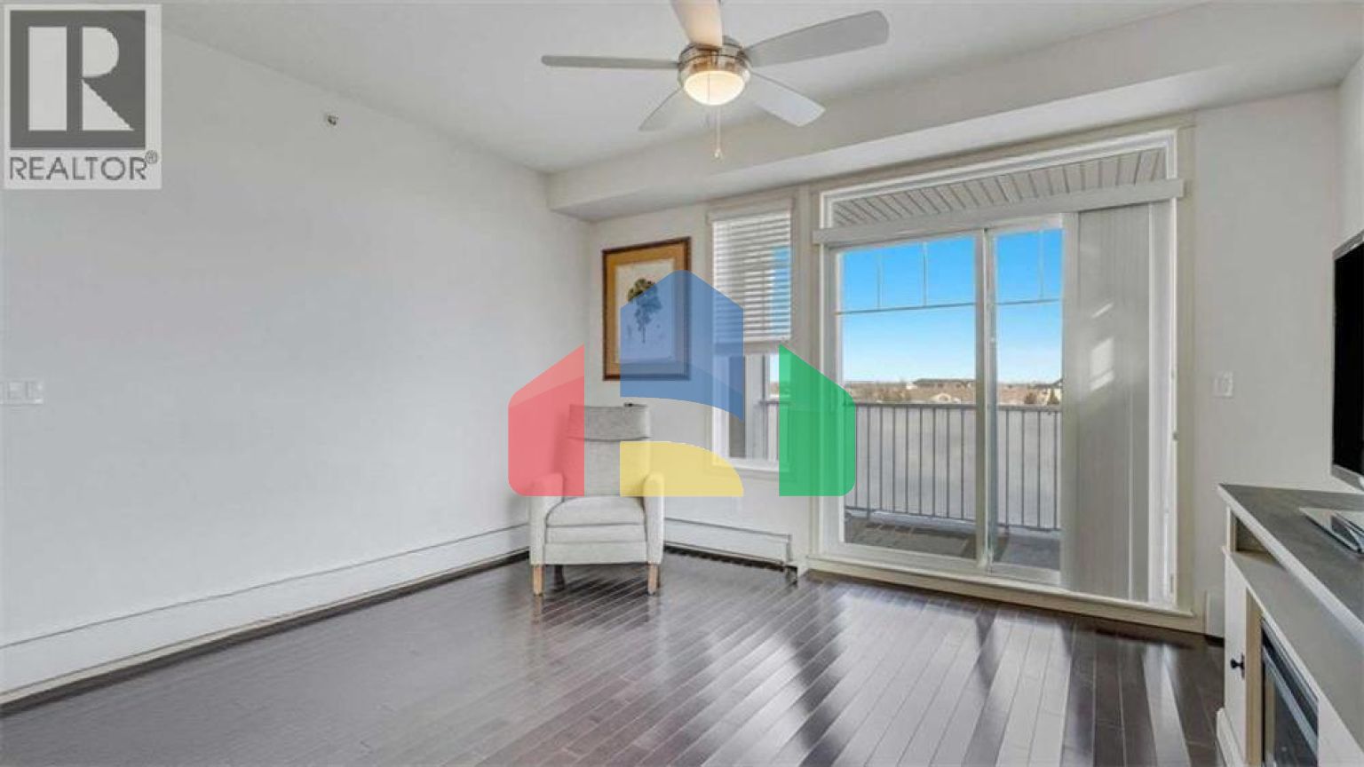 Residential - Single Family Home - Calgary, Canada - Canada