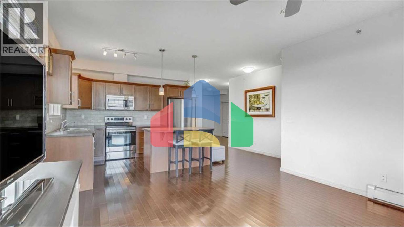 Residential - Single Family Home - Calgary, Canada - Canada