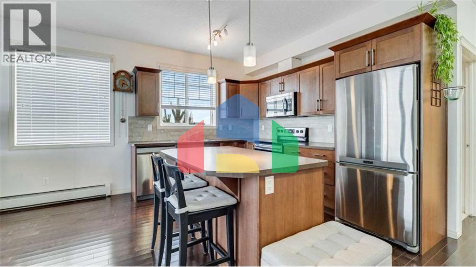 Residential - Single Family Home - Calgary, Canada - Canada