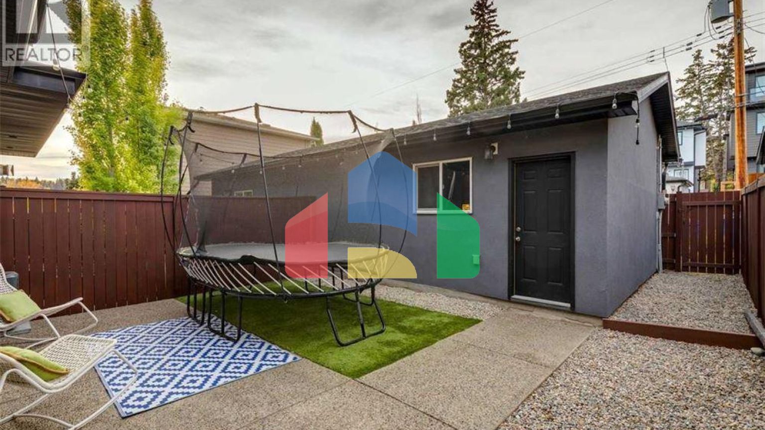 Residential - Single Family Home - Calgary, Canada - Canada