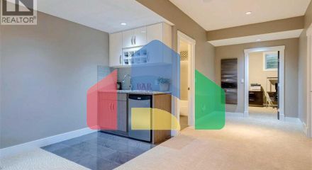 Residential - Single Family Home - Calgary, Canada - Canada