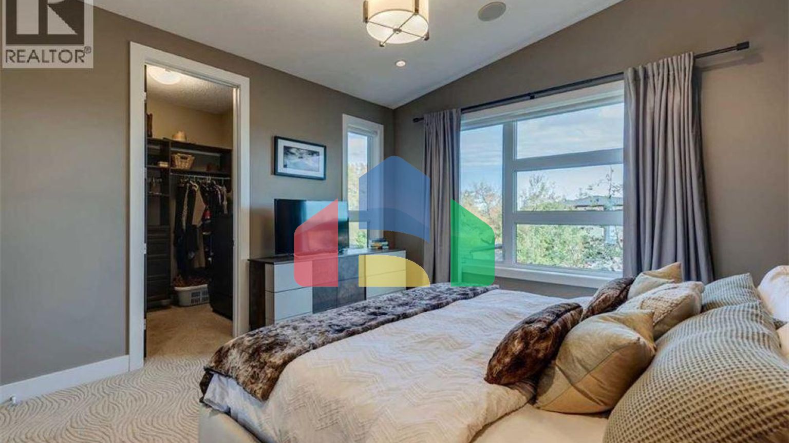 Residential - Single Family Home - Calgary, Canada - Canada