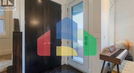 Residential - Single Family Home - Calgary, Canada - Canada