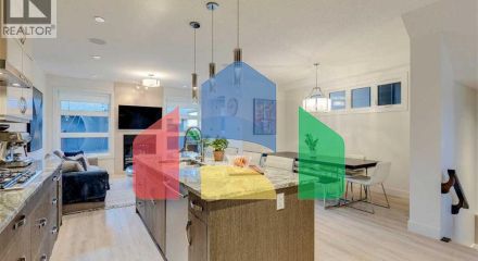 Residential - Single Family Home - Calgary, Canada - Canada