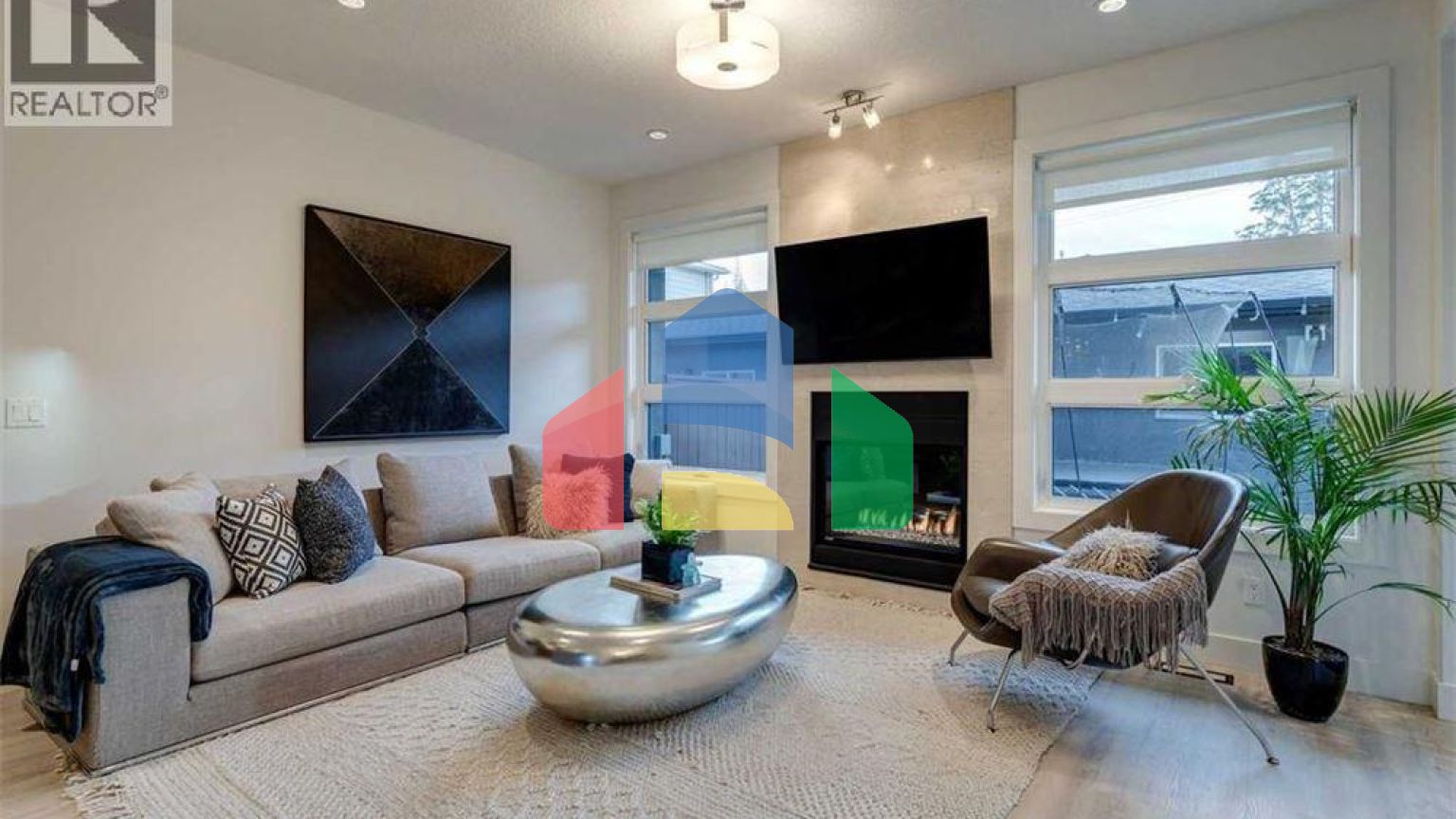 Residential - Single Family Home - Calgary, Canada - Canada