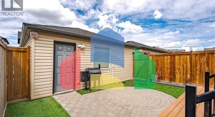 Residential - Single Family Home - Calgary, Canada - Canada