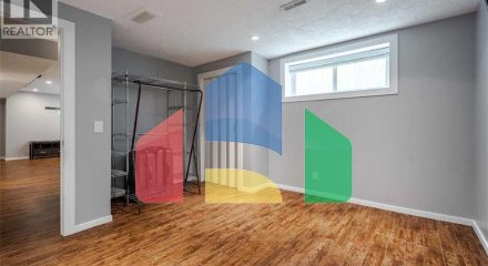 Residential - Single Family Home - Calgary, Canada - Canada