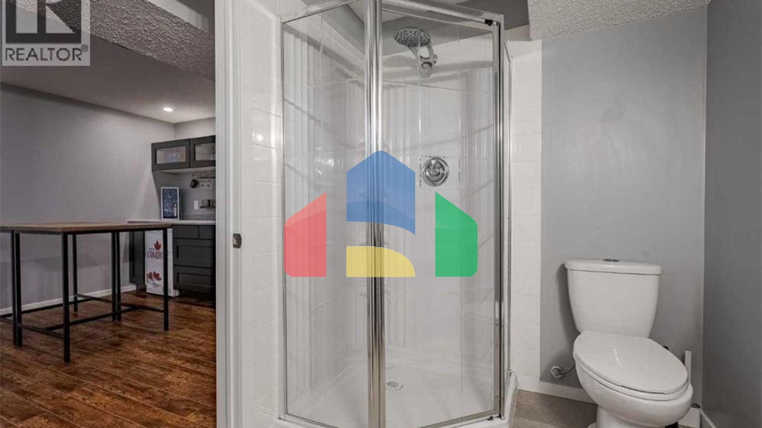 Residential - Single Family Home - Calgary, Canada - Canada