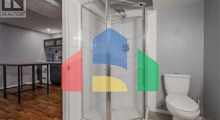 Residential - Single Family Home - Calgary, Canada - Canada