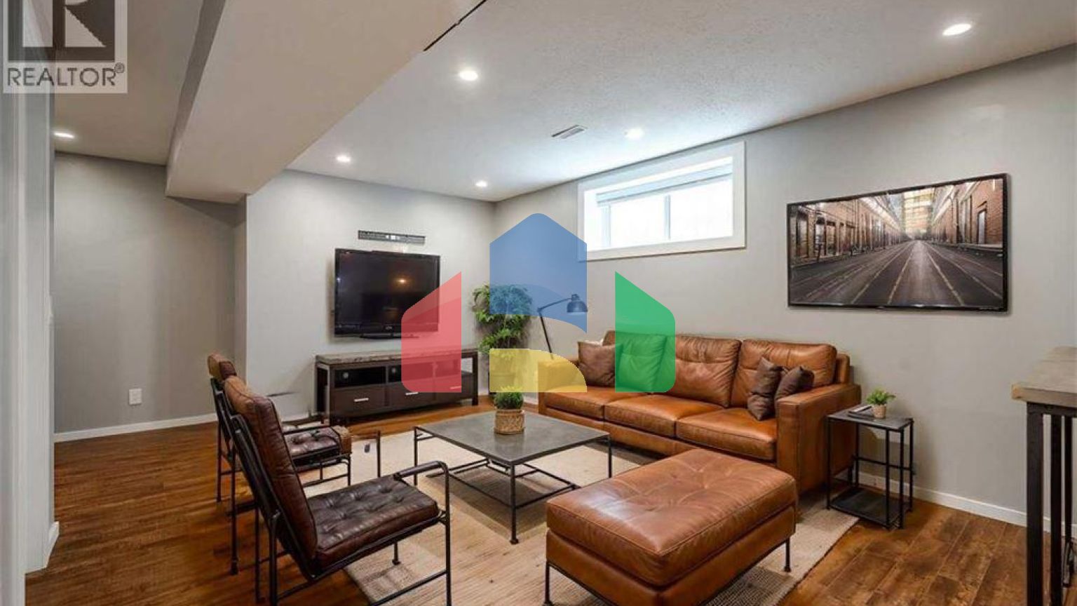 Residential - Single Family Home - Calgary, Canada - Canada