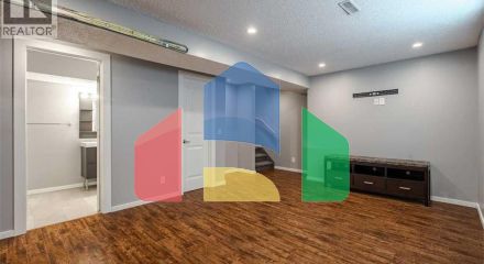 Residential - Single Family Home - Calgary, Canada - Canada