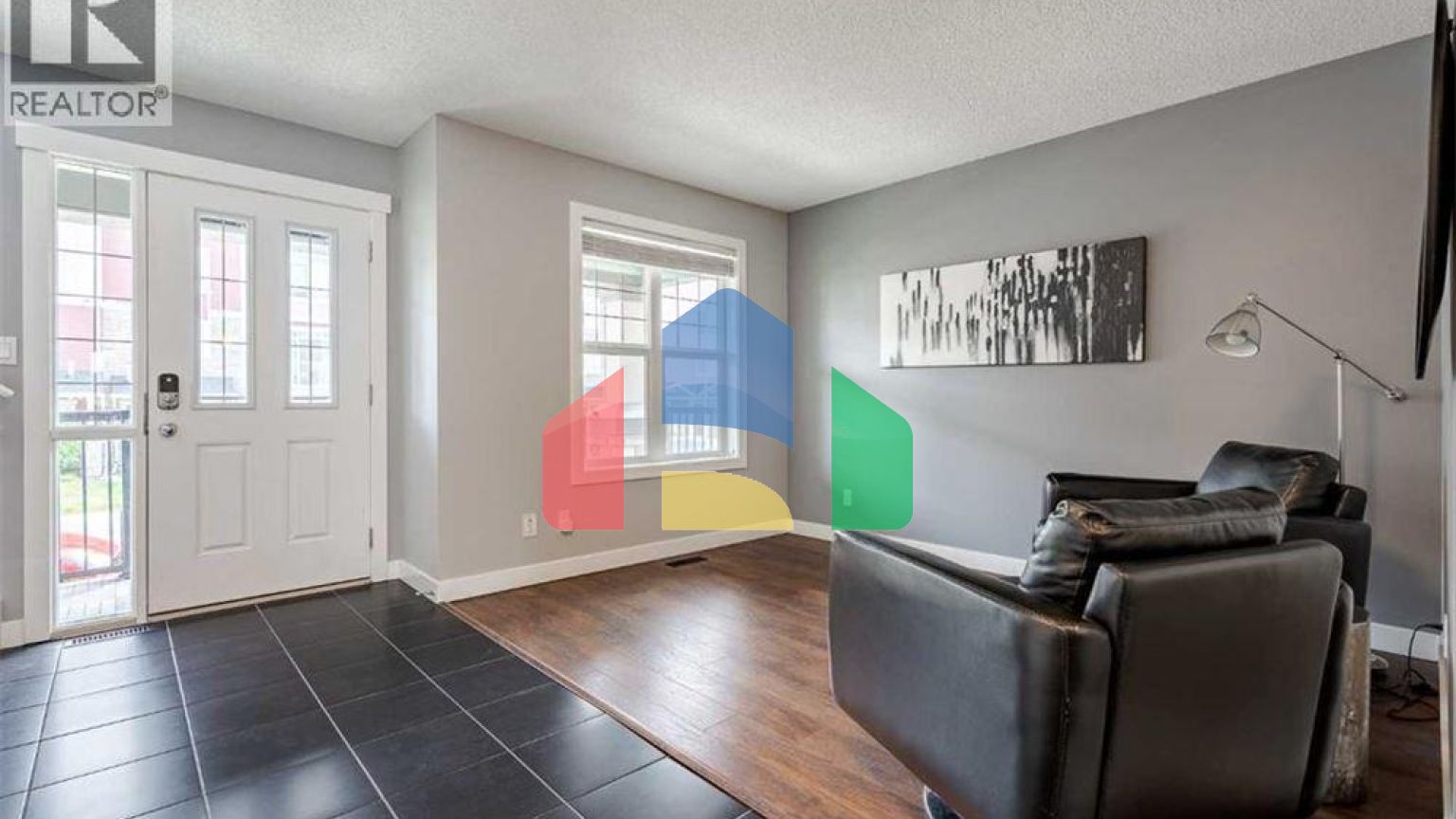 Residential - Single Family Home - Calgary, Canada - Canada