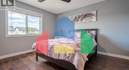 Residential - Single Family Home - Calgary, Canada - Canada