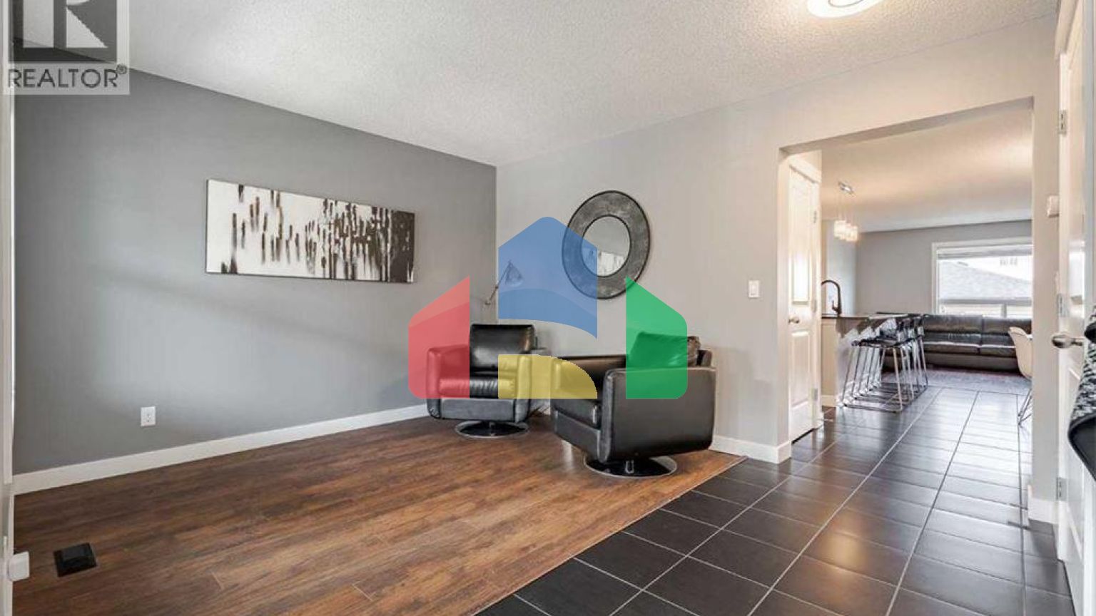 Residential - Single Family Home - Calgary, Canada - Canada