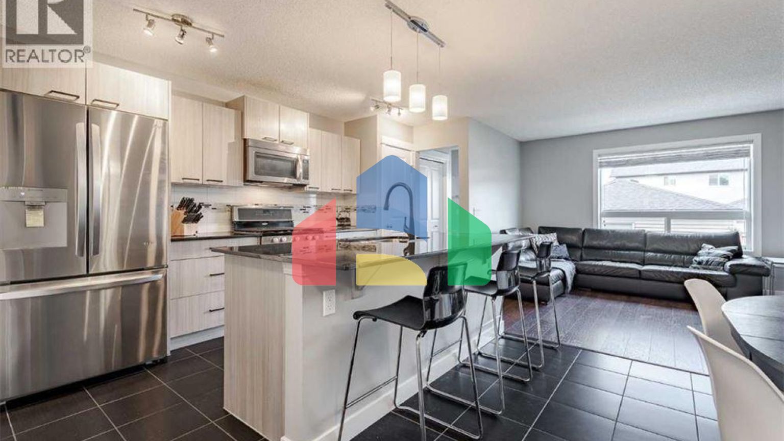 Residential - Single Family Home - Calgary, Canada - Canada