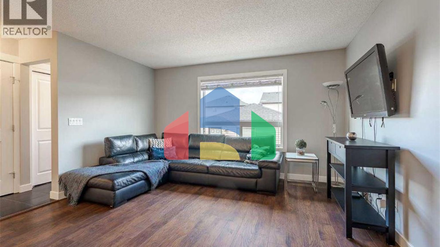 Residential - Single Family Home - Calgary, Canada - Canada