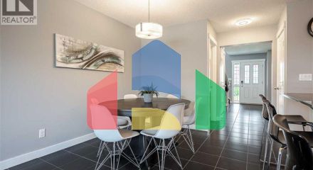 Residential - Single Family Home - Calgary, Canada - Canada