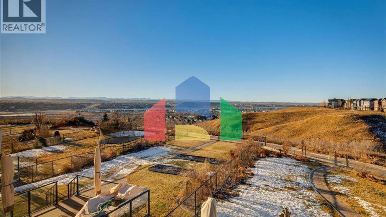 Residential - Single Family Home - Calgary, Canada - Canada