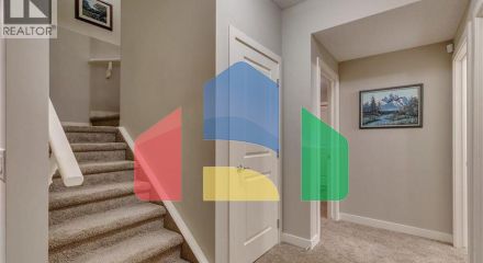 Residential - Single Family Home - Calgary, Canada - Canada