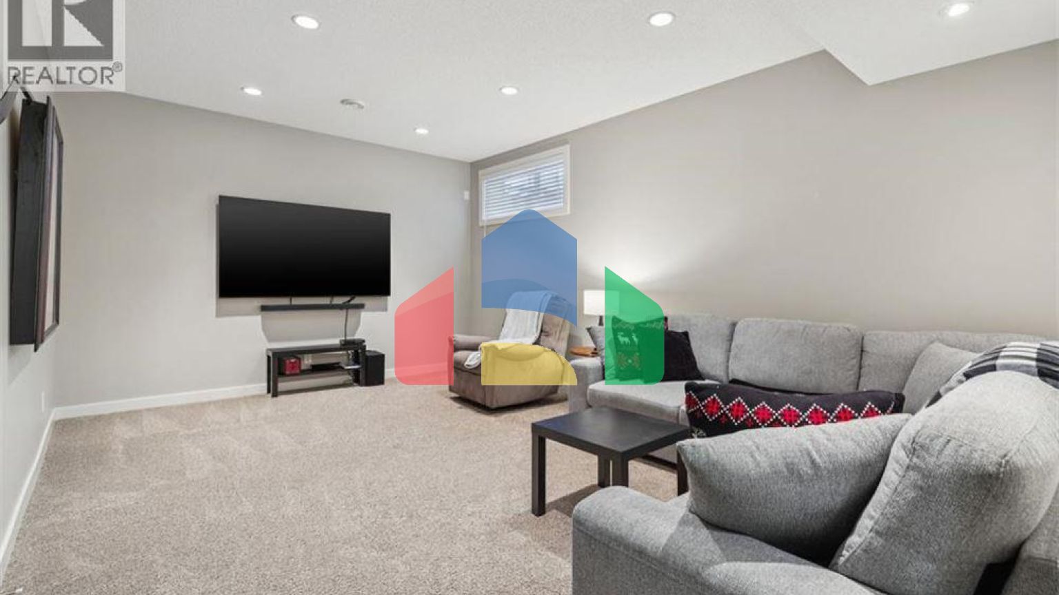 Residential - Single Family Home - Calgary, Canada - Canada