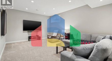 Residential - Single Family Home - Calgary, Canada - Canada