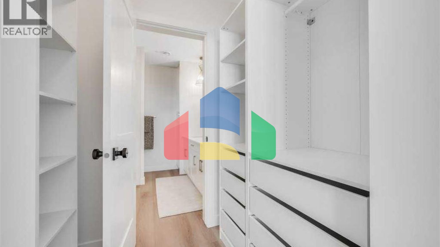 Residential - Condo/Apartment - Calgary, Canada - Canada