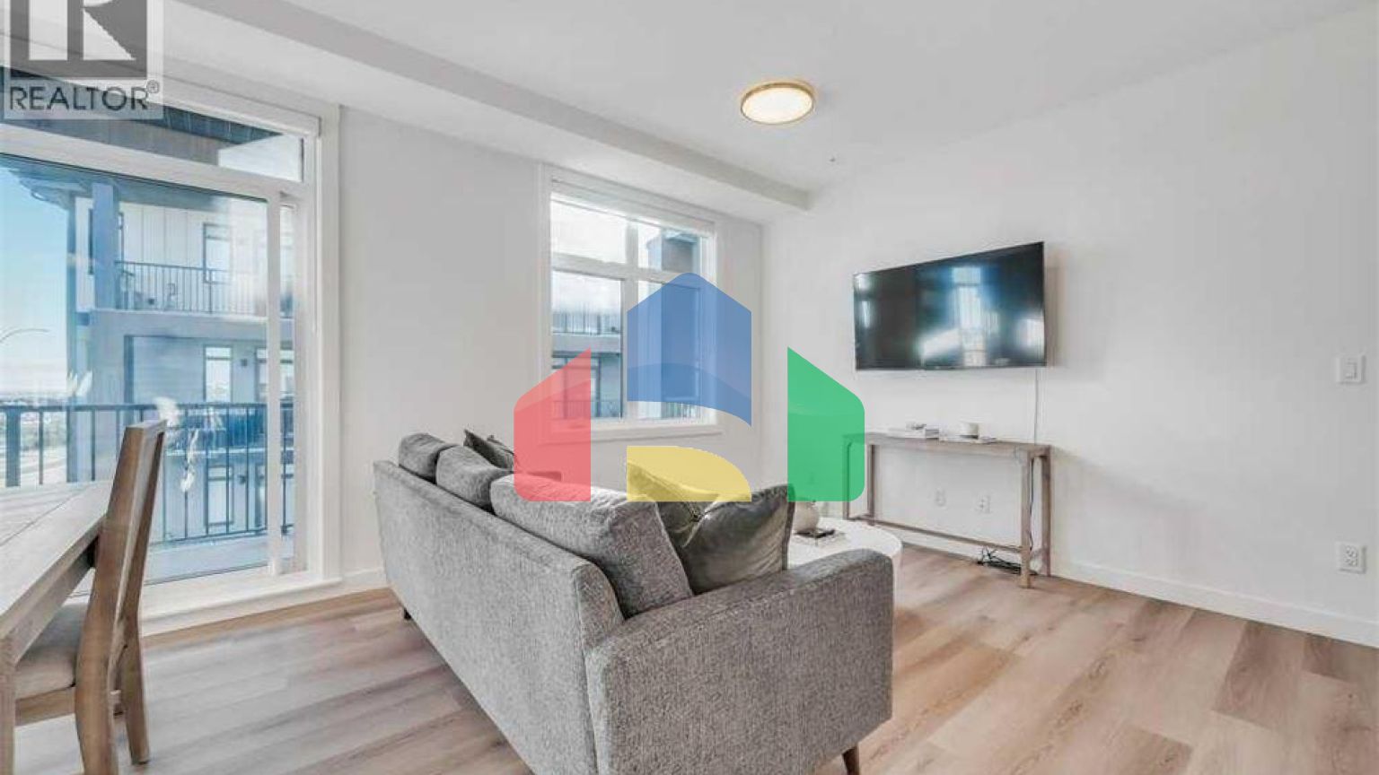 Residential - Condo/Apartment - Calgary, Canada - Canada