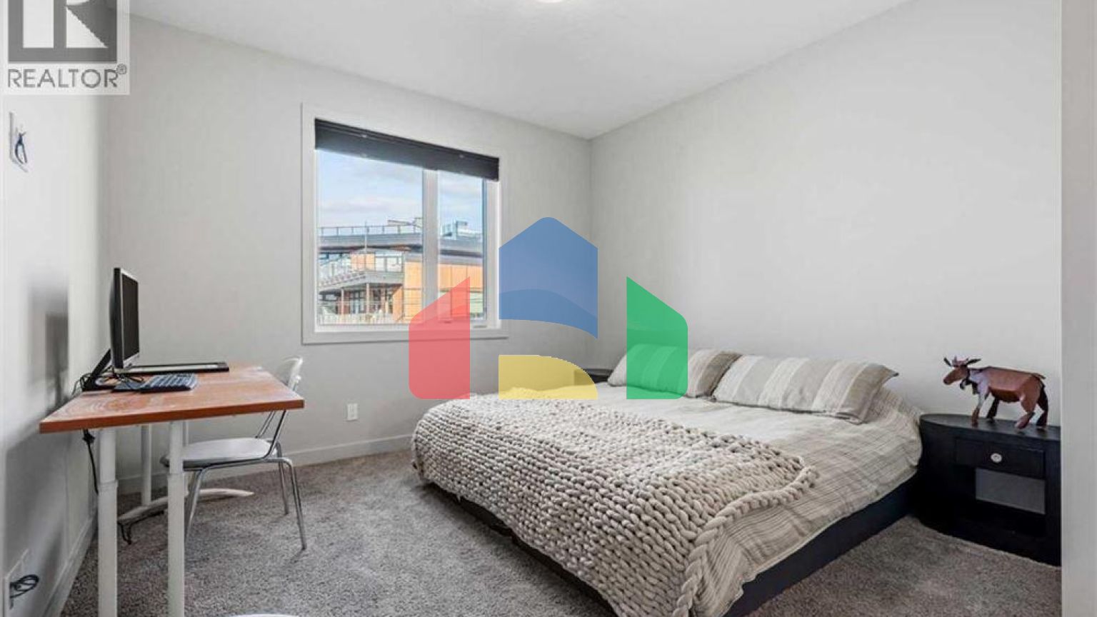 Residential - Condo/Apartment - Calgary, Canada - Canada