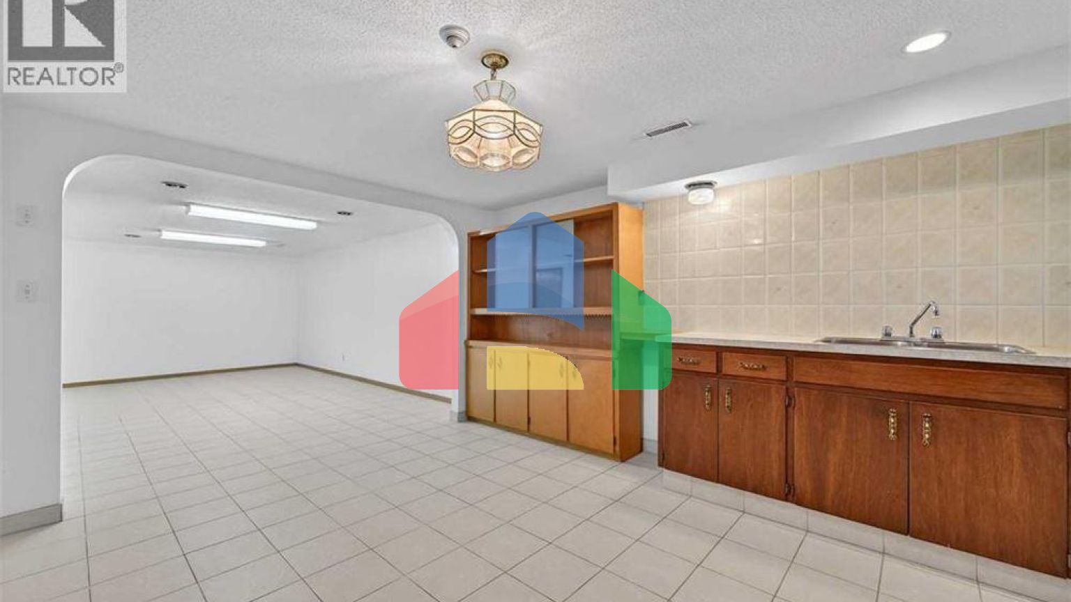 Residential - Single Family Home - Calgary, Canada - Canada