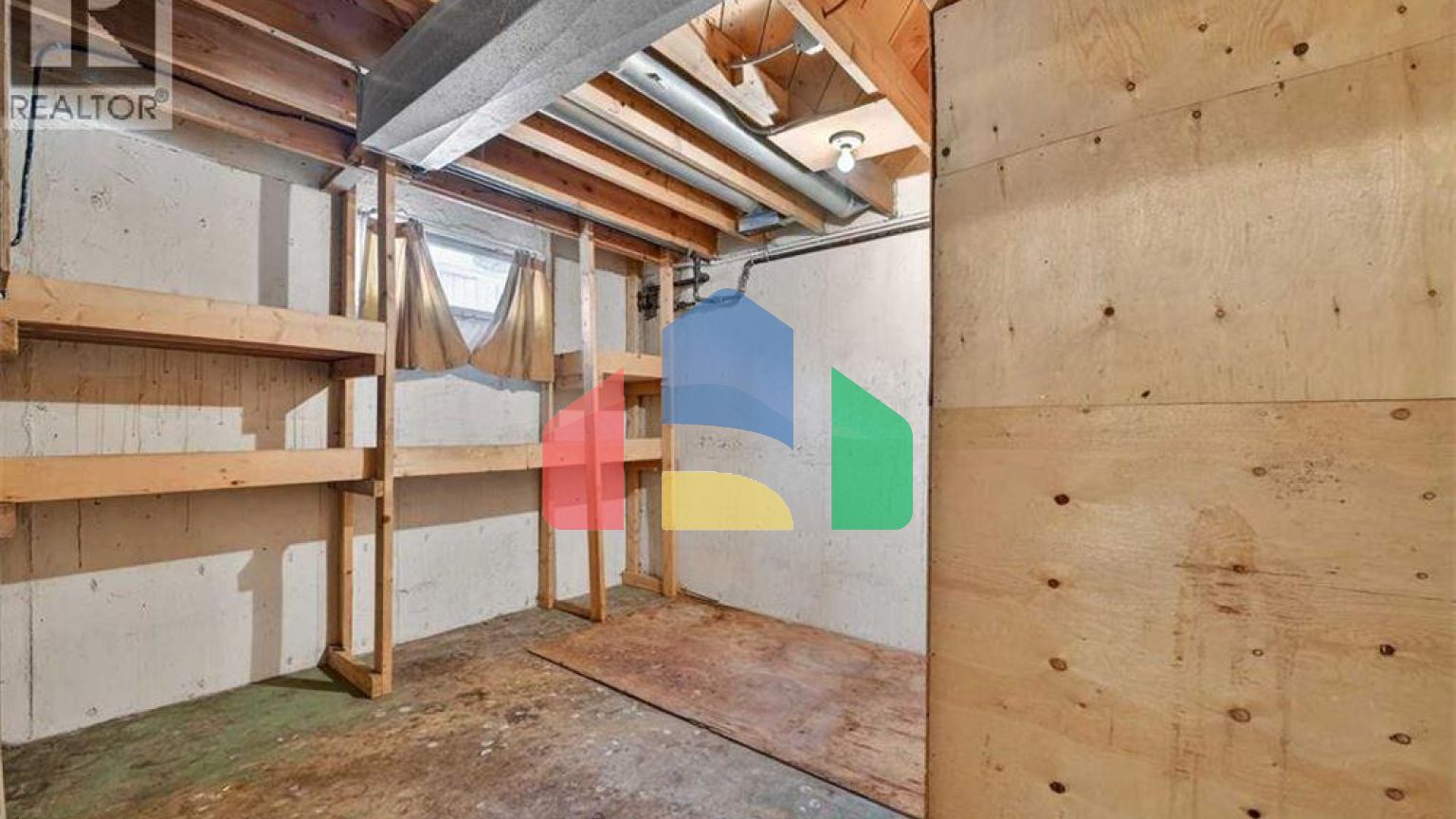 Residential - Single Family Home - Calgary, Canada - Canada