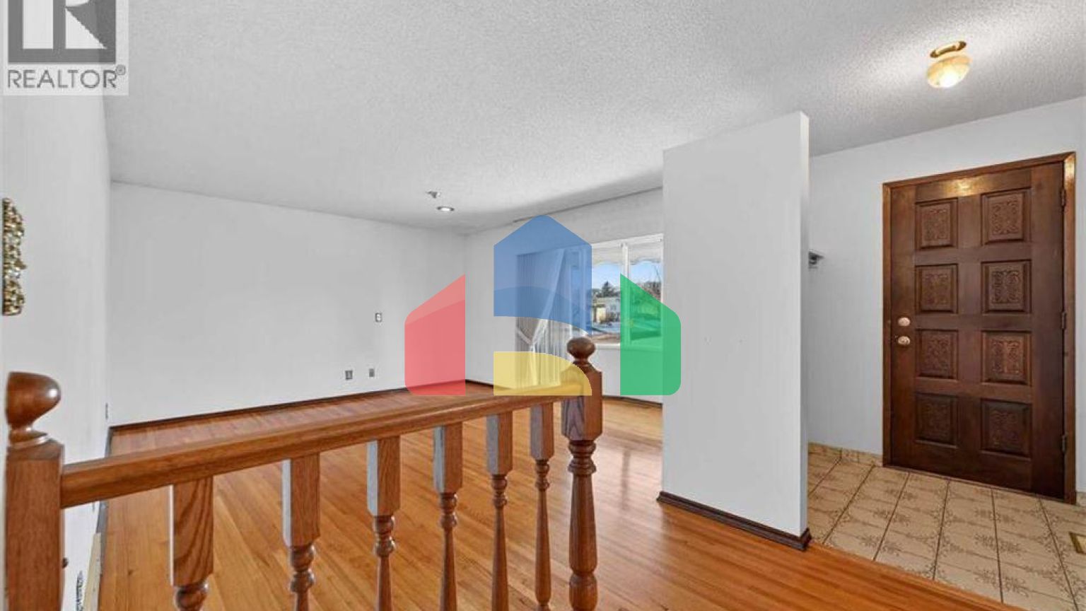 Residential - Single Family Home - Calgary, Canada - Canada