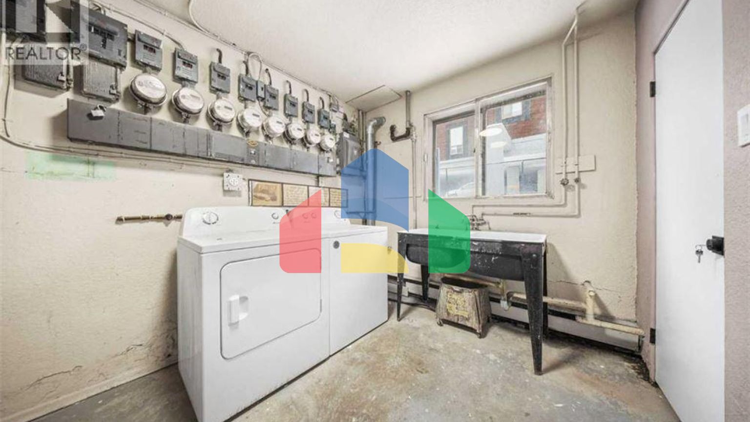 Residential - Multi-Family - Calgary, Canada - Canada