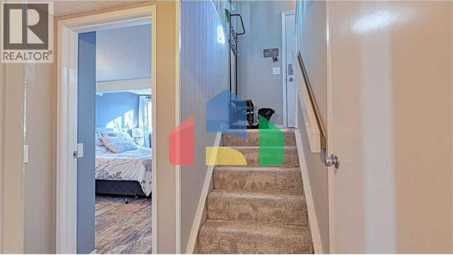 Residential - Townhouse - Calgary, Canada - Canada