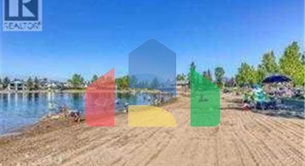 Residential - Single Family Home - Calgary, Canada - Canada