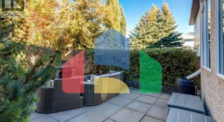 Residential - Single Family Home - Calgary, Canada - Canada