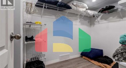 Residential - Single Family Home - Calgary, Canada - Canada