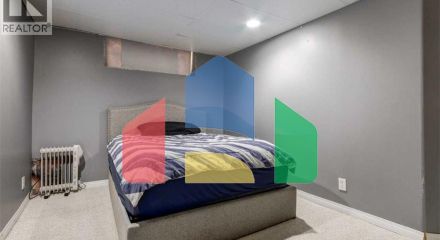 Residential - Single Family Home - Calgary, Canada - Canada