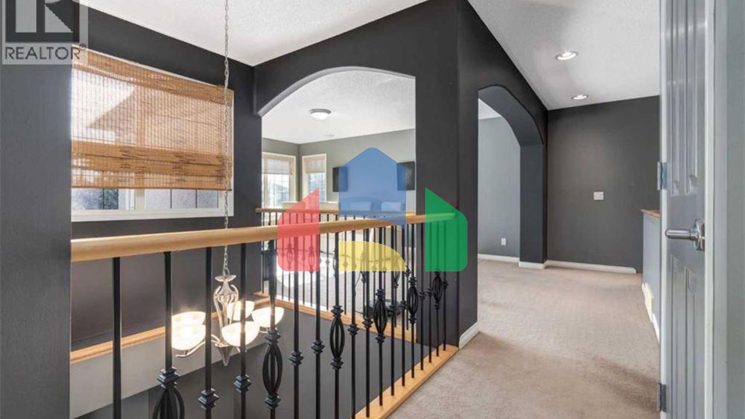 Residential - Single Family Home - Calgary, Canada - Canada