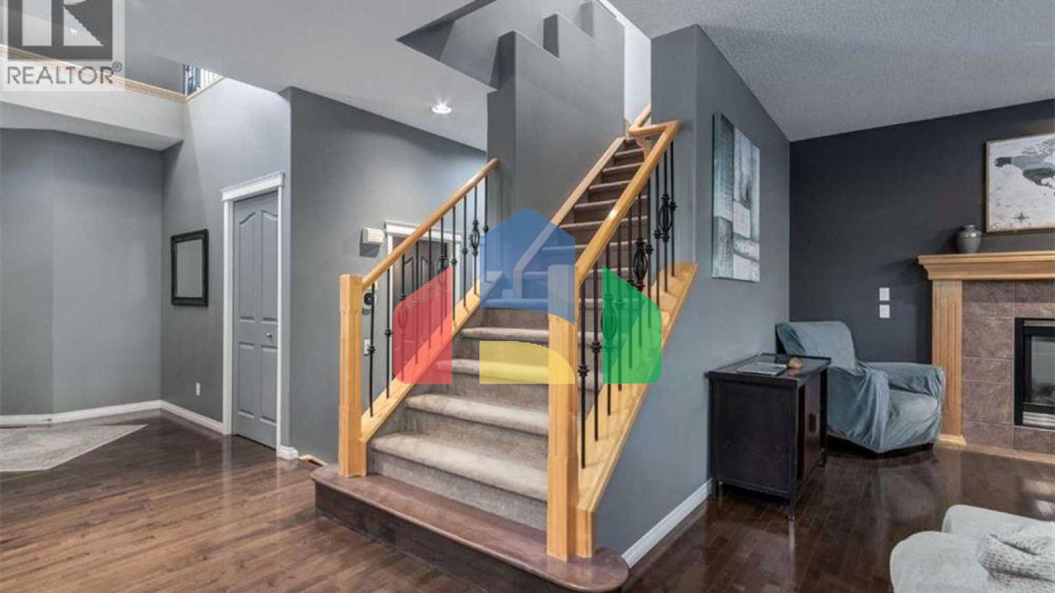 Residential - Single Family Home - Calgary, Canada - Canada