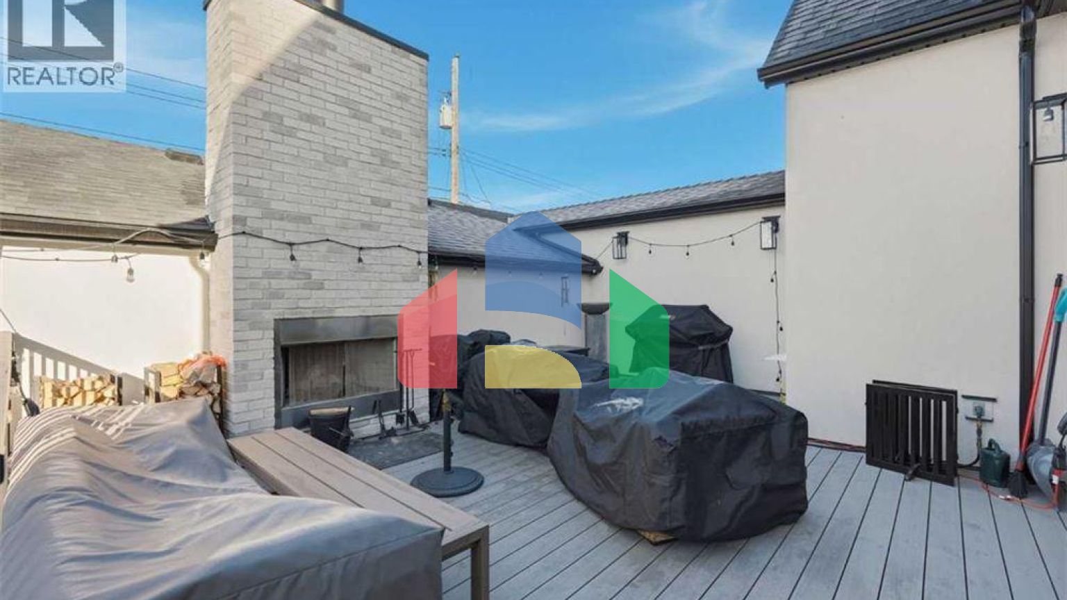 Residential - Single Family Home - Calgary, Canada - Canada