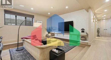 Residential - Single Family Home - Calgary, Canada - Canada